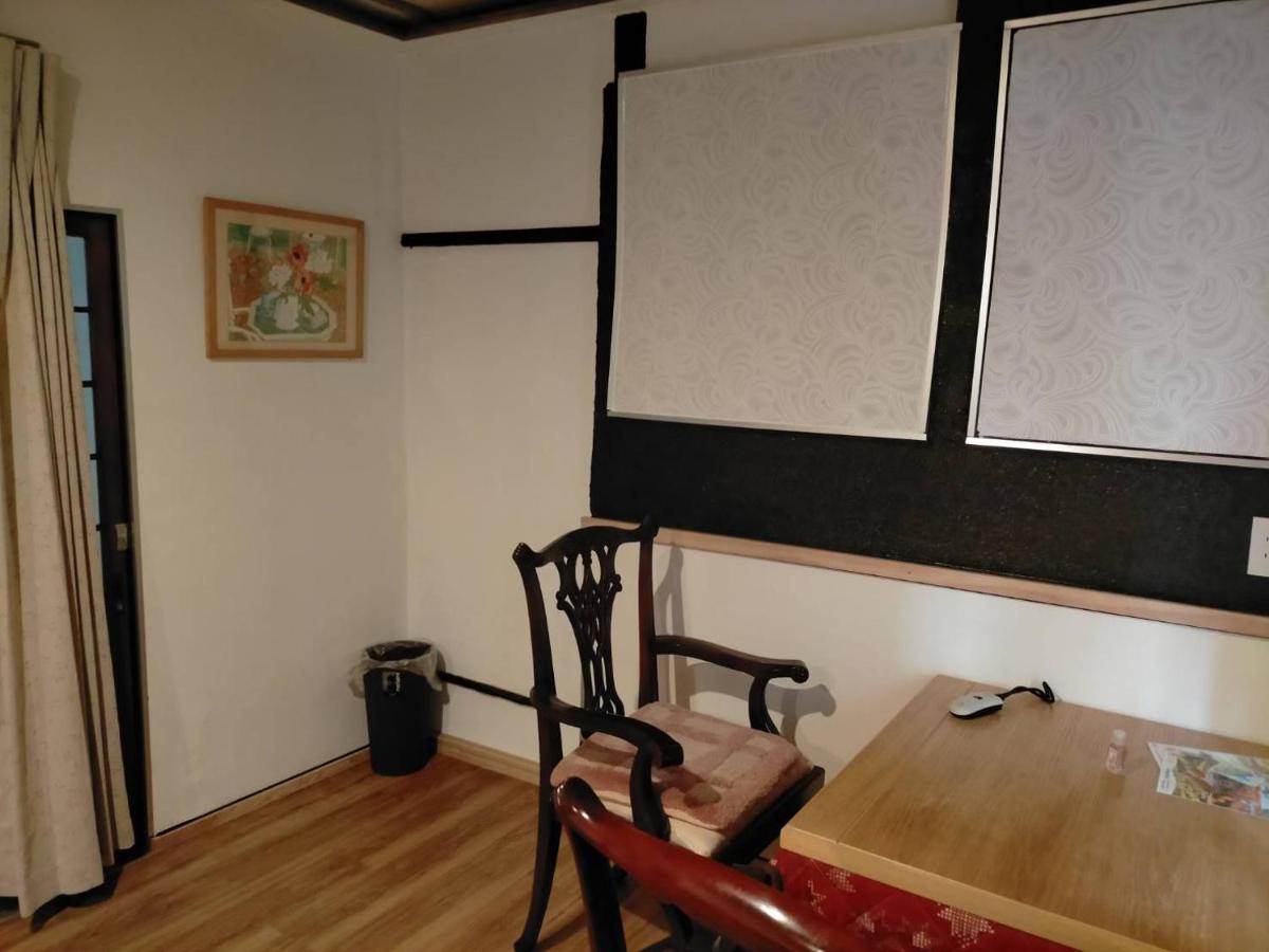 Guest House Neko Neko تويوناكا المظهر الخارجي الصورة