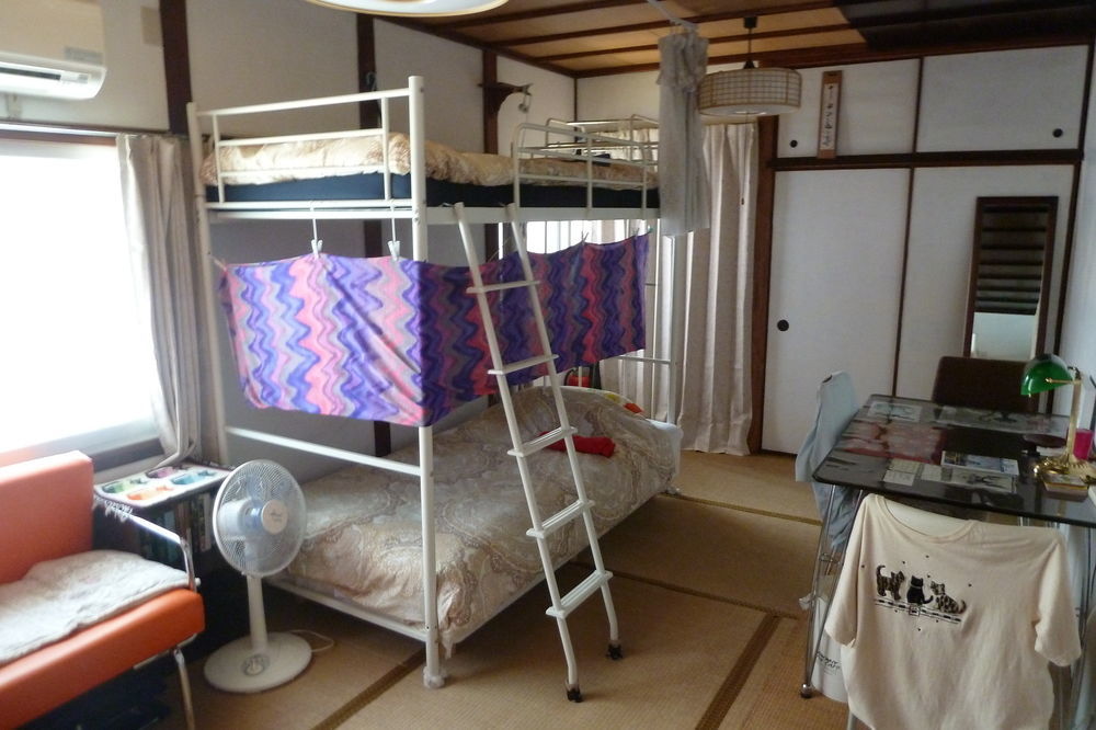 Guest House Neko Neko تويوناكا المظهر الخارجي الصورة