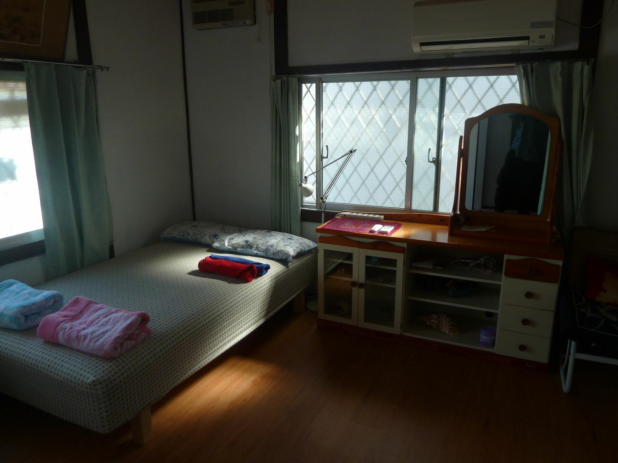 Guest House Neko Neko تويوناكا المظهر الخارجي الصورة